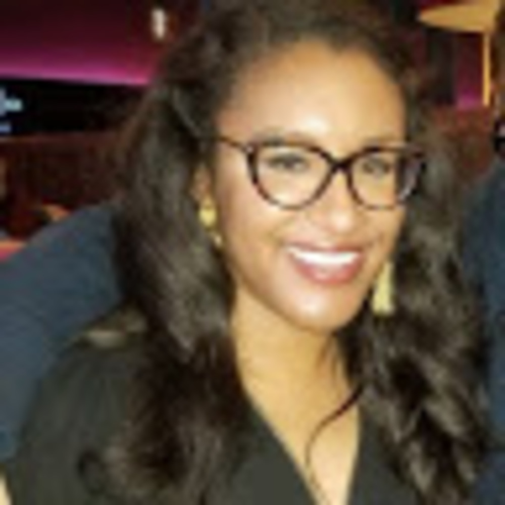 Meet your Posher, Jasmine